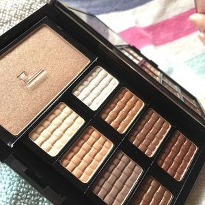 Doucce makeup palette